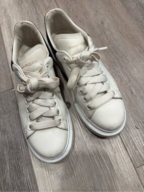 Alexander McQueen Cream Leather Chunky Lace-Up Sneakers